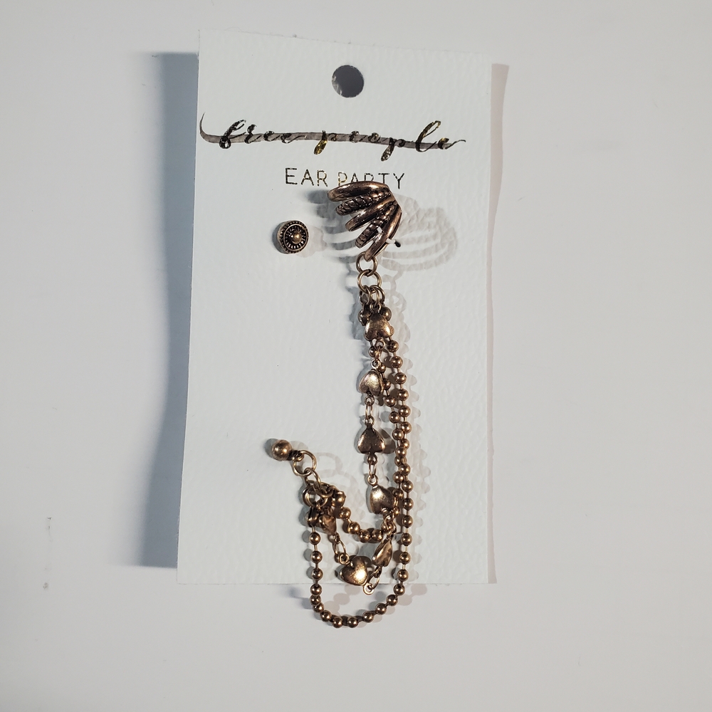 Free People - Earring Party Gold Chain Drop Earrings With Hearts